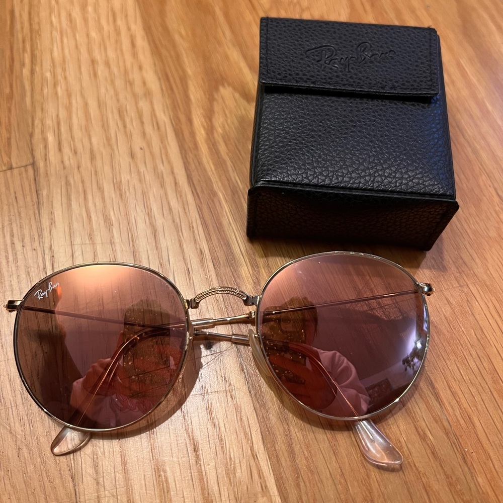 Ray Ban Rose Gold Round Flash Lens Sunglasses
